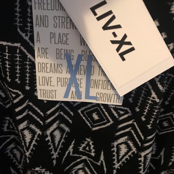 Lularoe XL Aztec Liv - Picture 2 of 4